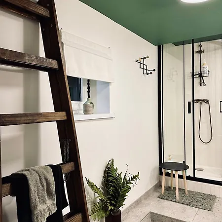 Za Lasem Nad Woda * Narty