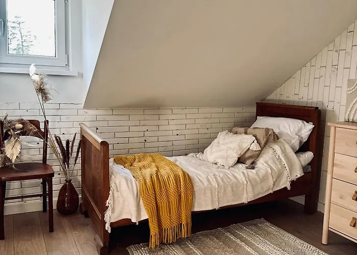 Za Lasem Nad Woda Narty