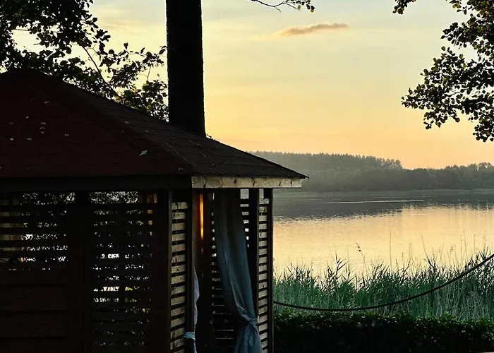 Za Lasem Nad Woda Narty